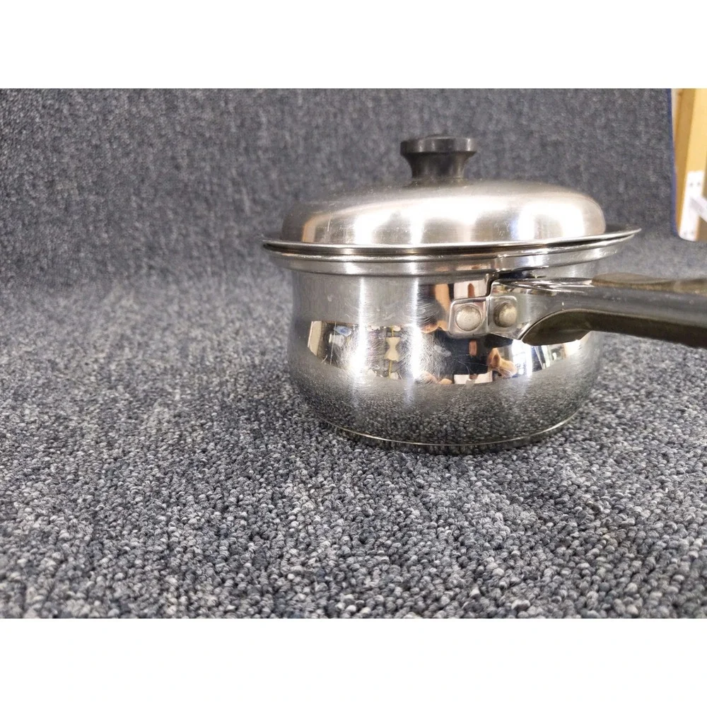 Oneida‎ Immaculate Saucepan Silver 18/10 Stainless Steel 1 Quart Pot with Lid